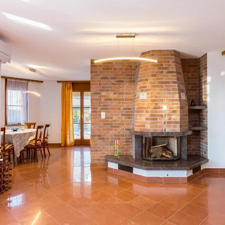 Villa Luna *