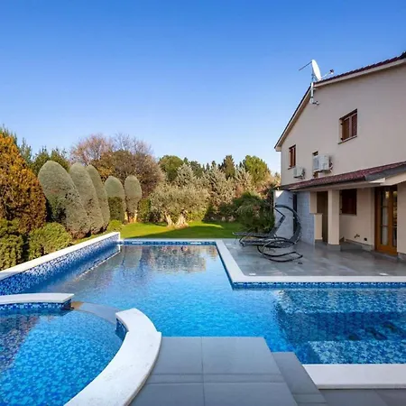 Villa Luna *